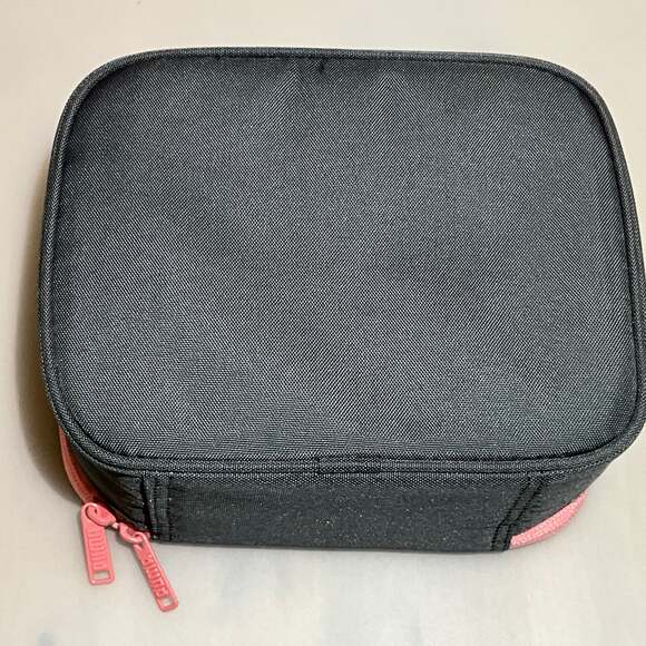 PUMA Insulated Lunch Box, Dark Gray & Pink, Brand New with Tags - Picture 4 of 9